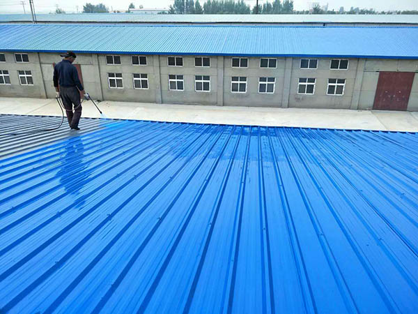西工 彩钢瓦喷漆翻新工业厂房、仓库