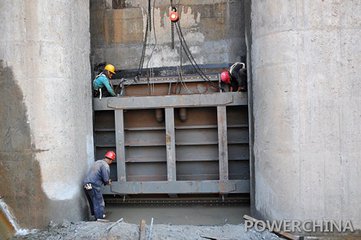 西工专业深耕喷漆翻新领域